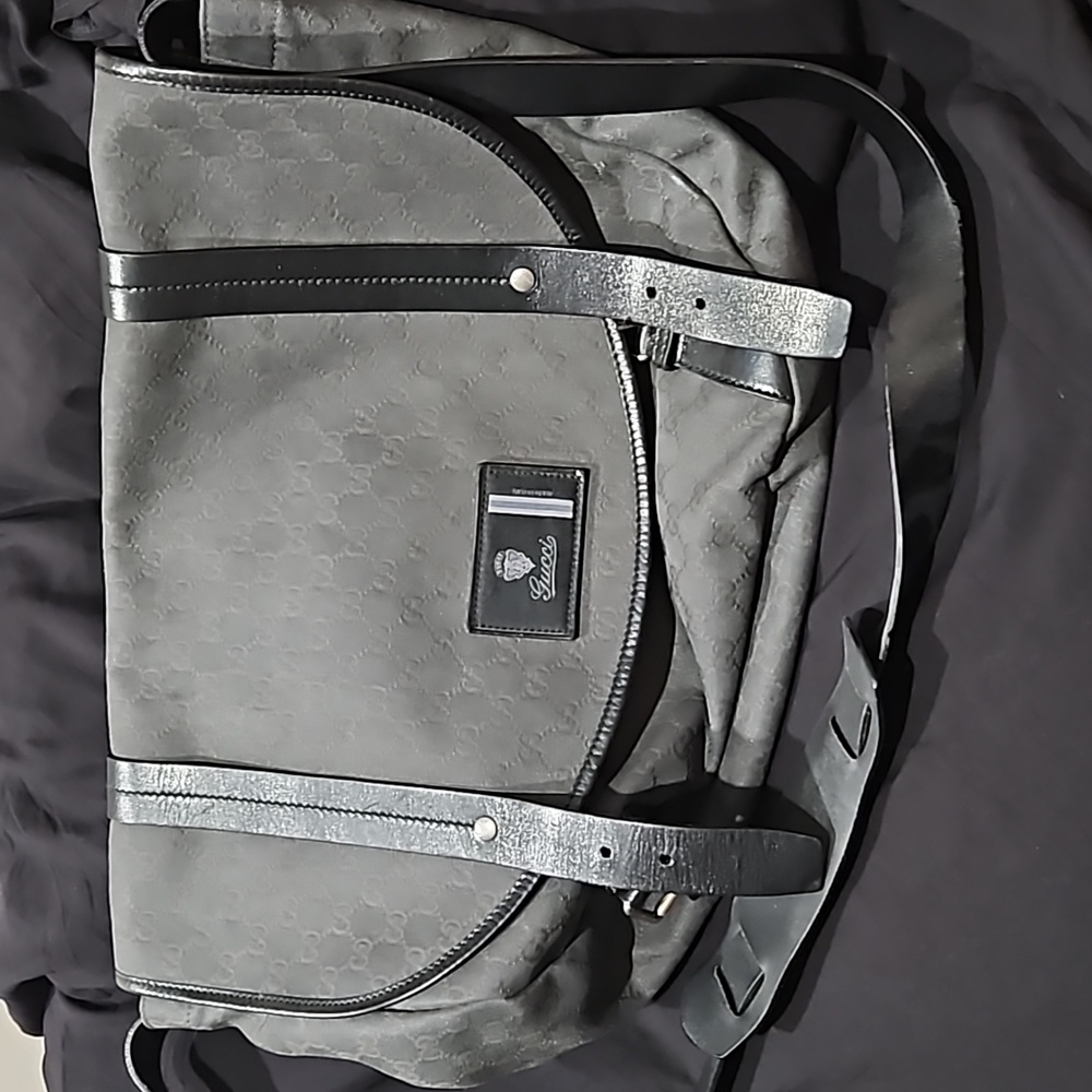 GUCCI Monogram Large Messenger Grey Black